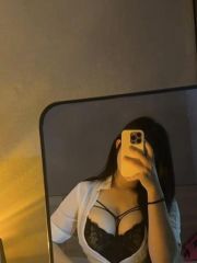 滨江E奶巨臀嫩妹快餐