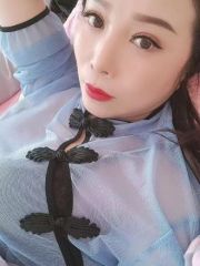 月牙湖知性熟女