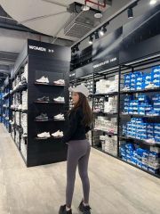 服务系翘臀颜值妹子