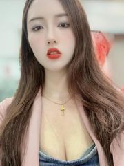 性感大胸小美妞