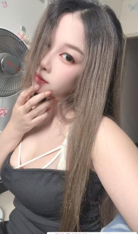 瑶海大胸妹美佳