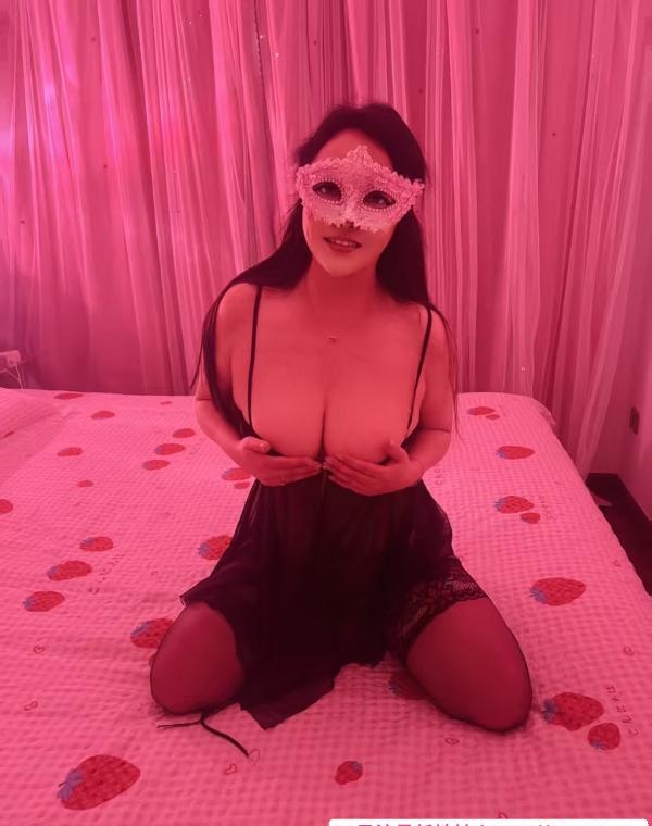 武汉光谷杨家湾大奶  