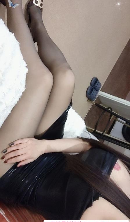 性感制服大胸香儿  