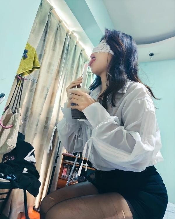 兰州巨臀小叶子