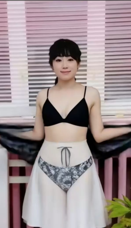 服务系御姐桃桃