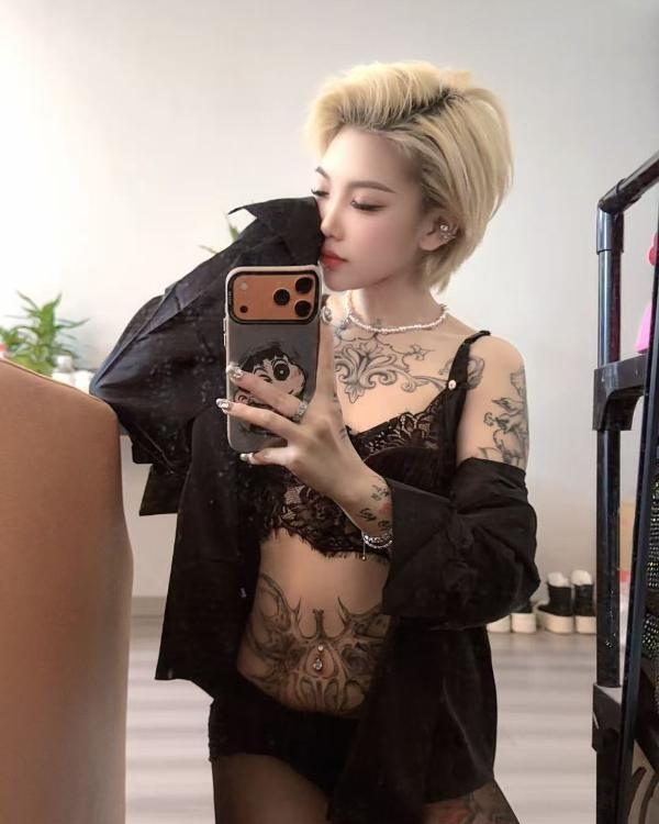 吴中纹身小姐姐