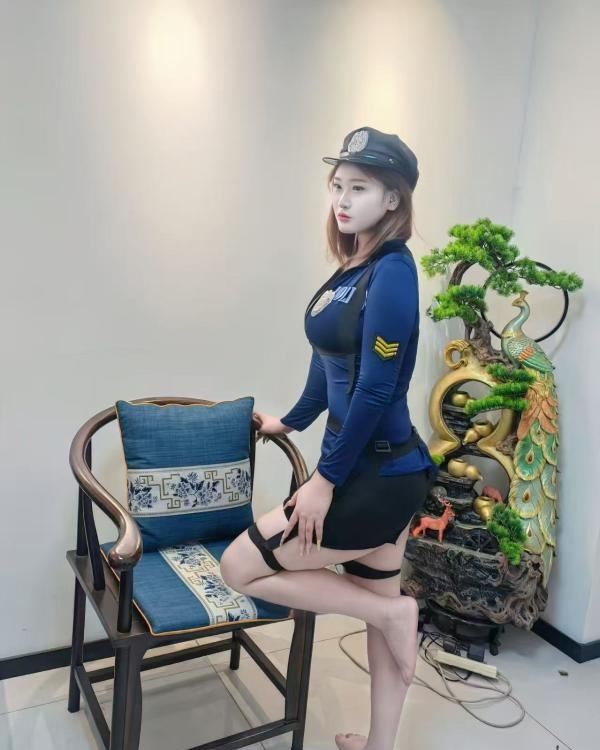 喜欢穿制服的妹妹