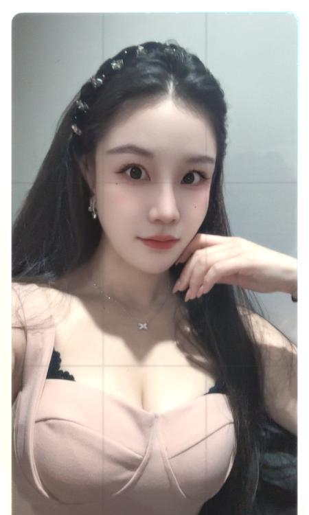 大奶健身媛西宝