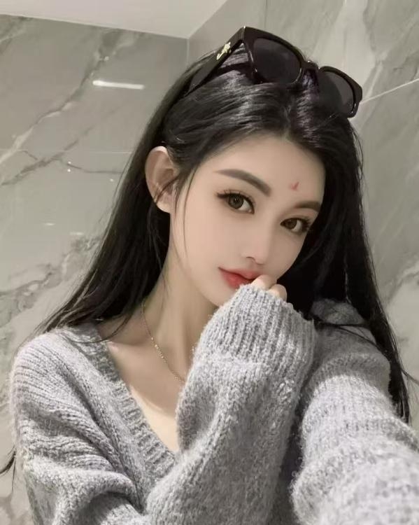 汉口美女蓝齐儿姐妹花