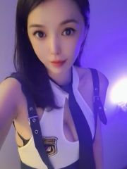 成都武侯美女依灵