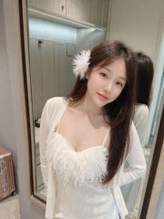 肤白貌美颜值妹子