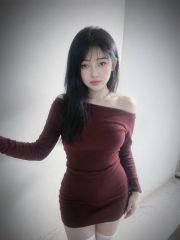 情趣丰满兼职嫩妹子