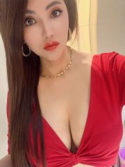 性感丰满尤物喷水少妇