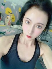 骚女长腿模特儿