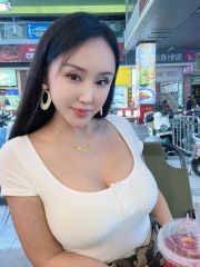 波霸   魅力女人